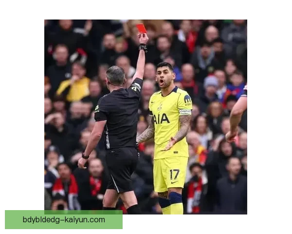 英超史密斯·罗状态回暖，助阿森纳重返前列竞争行列